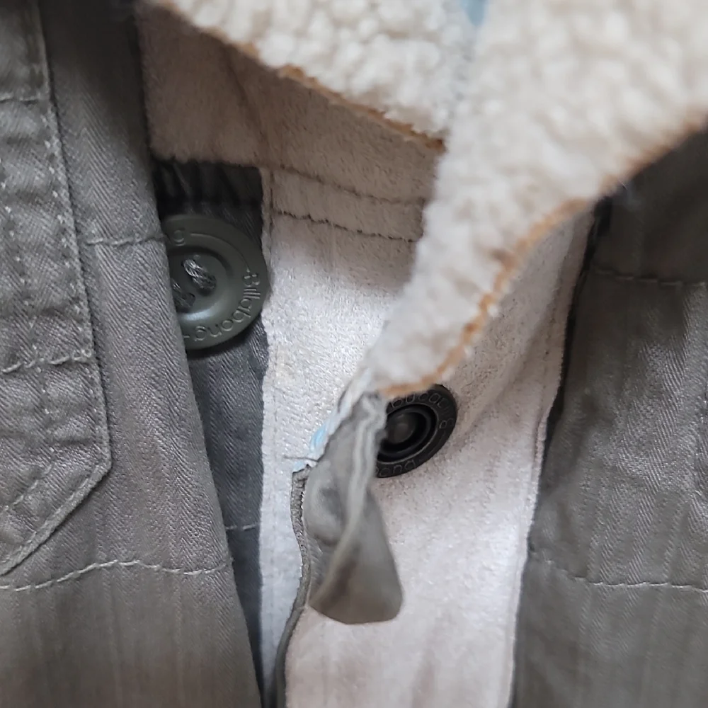 Billabong Sherpa-Lined Vest 🤎🩶 - Picture 3 of 10